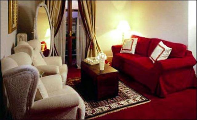 Rocabella Hellinikon Country Hotel Kültér fotó